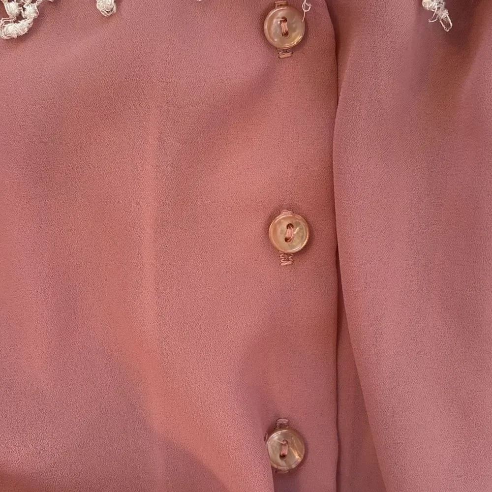 Vintage dress, R.E.O. Originals, size 14, pink with a cream colored lace collar - Picture 4 of 14